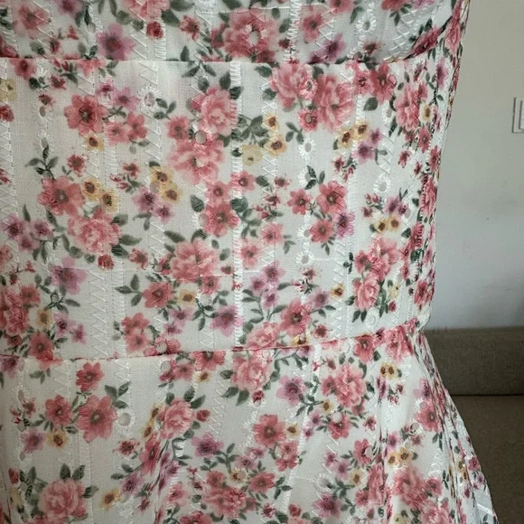 Bebop Floral dress tie back - Picture 9 of 10